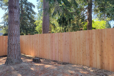 Inspiration for a traditional landscaping in Seattle.
