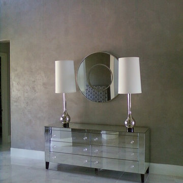 Metallic Plaster Entry