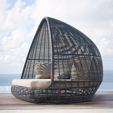 The Shade Outdoor Daybed