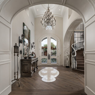 French Modern Villa by Fratantoni Design