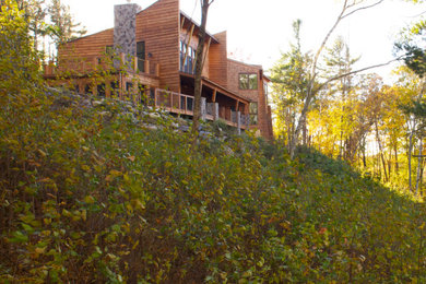 Inspiration for a modern exterior home remodel in New York
