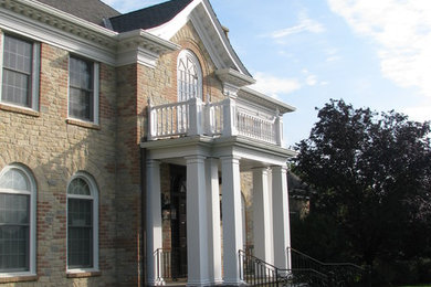 Inspiration for a timeless exterior home remodel in New York