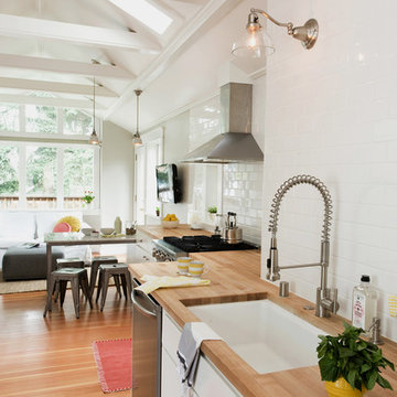 LATONA KITCHEN SEATTLE, WASHINGTON