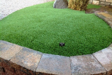 Inspiration for a landscaping in Phoenix.