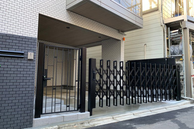 東京23区にあるモダンスタイルのおしゃれなガレージの写真