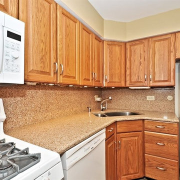 70's Lincoln Park Townhouse