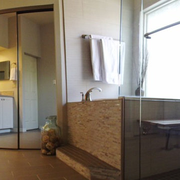Universal design Master Bath