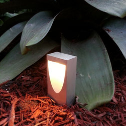 LED MODERN LOW PROFILE ACCENT / PATH LIGHTING - Products