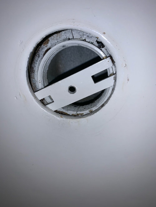 Old Bathtub Overflow Drain No Holes, How To Replace Overflow Gasket On Bathtub