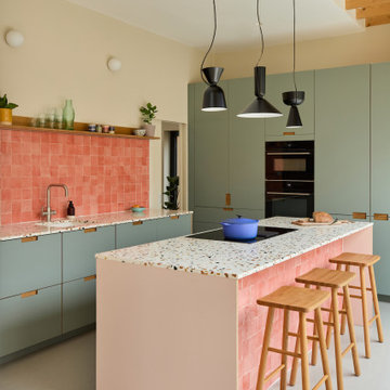 Keynsham Avenue - Fenix Bloom Verde Kitami + Arpa Bloom’s Rosa Bourbon