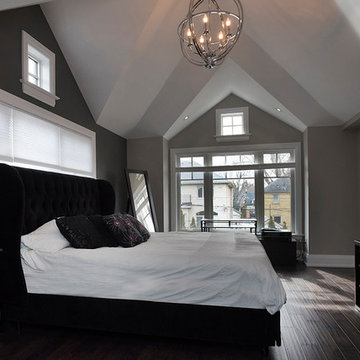 15 Bermuda Avenue, Etobicoke