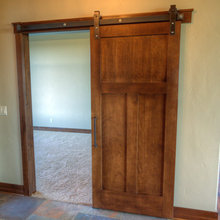 features and decor