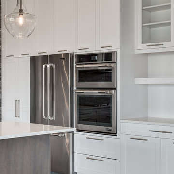 Praise Modern Acreage on Golf Course