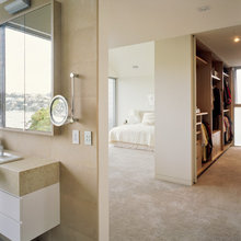 Bedroom robe ensuite
