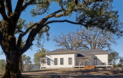 Houzz Tour: Reviving a Farmhouse in California’s Wine Country