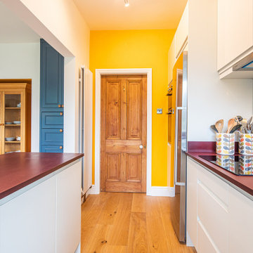 Compact Kitchen with Colour