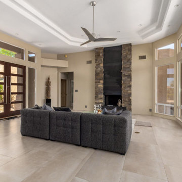 Falcon Circle - Modern