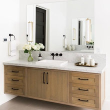 Guest Bed& Bathroom