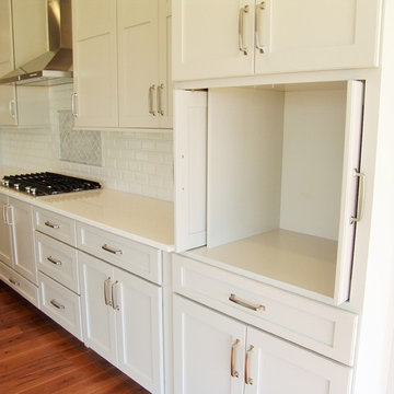 Tailor-made and Transitional White Kitchen. - Geneseo, IL