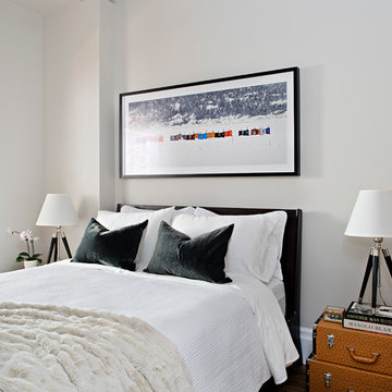 Artwork Above a Low-Profile Headboard