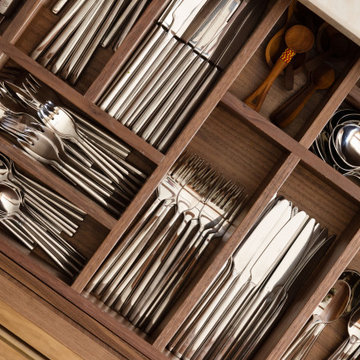 Refined & Luxurious Walnut Lay-On Slim Shaker Reeded Detail Kitchen