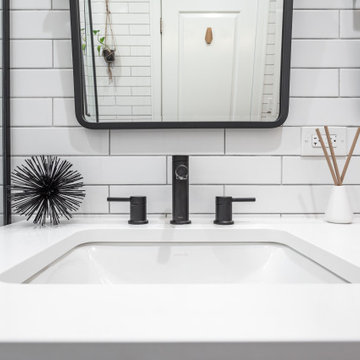 Wicker Park Bathroom