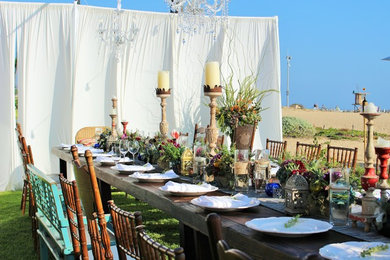 Example of a beach style patio design in Los Angeles