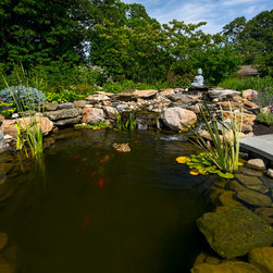 Pond & Waterfall Water Feature - Outdoor Fountains And Ponds