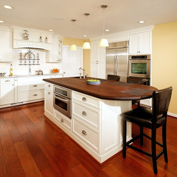 Bright, Cozy, Comfortable French Country Kitchen