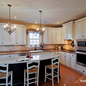 Large Island for Entertaining