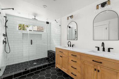 Mid-sized 1950s bathroom photo in Seattle