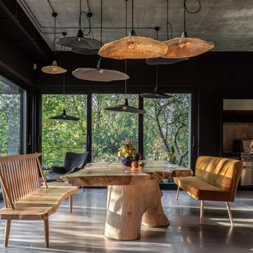 RIDNYI HOUSE