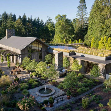 New West Hills Residence