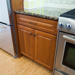 HomeCrest, Maple, Sorrel - Kitchen Cabinetry