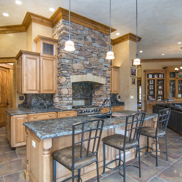 Saturnia Granite Leathered in a Luxury So. MD Lodge