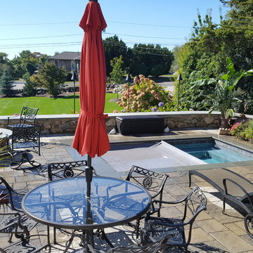 Spa or cocktail pool with auto cover