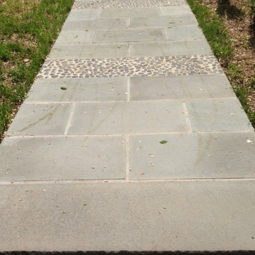 Thermal Cut Flagstone Walkway in Washington DC NW, With River Rock Partitions