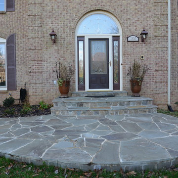 Pennsylvania Variegated Irregular Flagstone w/ Mortar Joints on Concrete Base