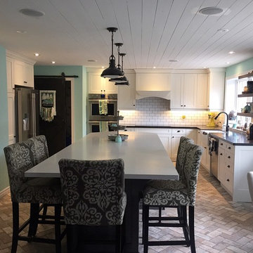 Chic Farmhouse Kitchen