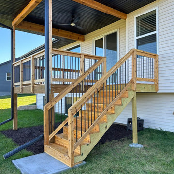 Solon IA, Cedar Deck Build
