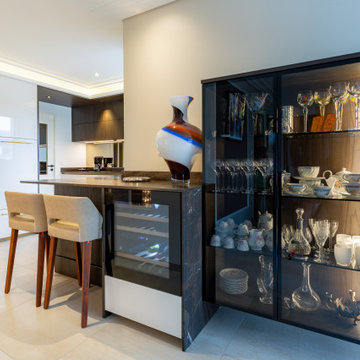 Création d'une cuisine chic et lumineuse dans une maison moderne