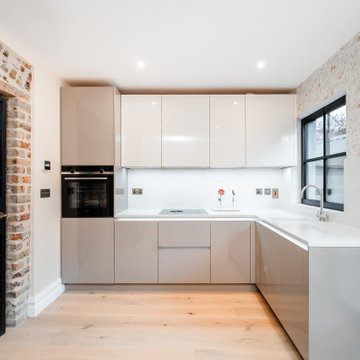 Pembroke Cottages-Dundrum Village