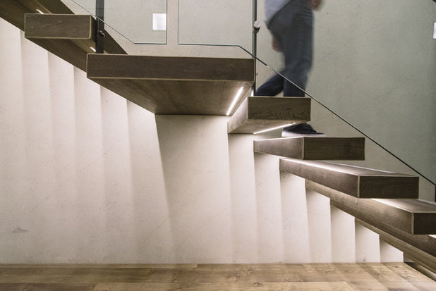 Contemporary Staircase by Finesse Built