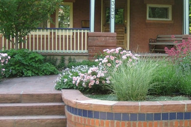 Inspiration for a traditional landscaping in Denver.