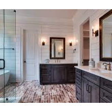 Chicago Street ground floor bath