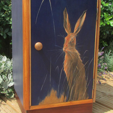 My artist brother hand-painted this wild hare, see https://www.etsy.com/uk/shop/