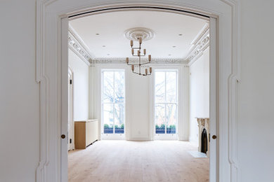 Example of a transitional home design design in New York
