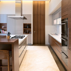 Pl&uuml;sch KITCHENS - Kitchen Products