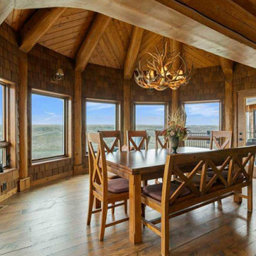 Bindloss Log Home & Getaway Cabin
