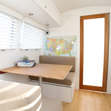 Linda Listen 1971 Sovereign